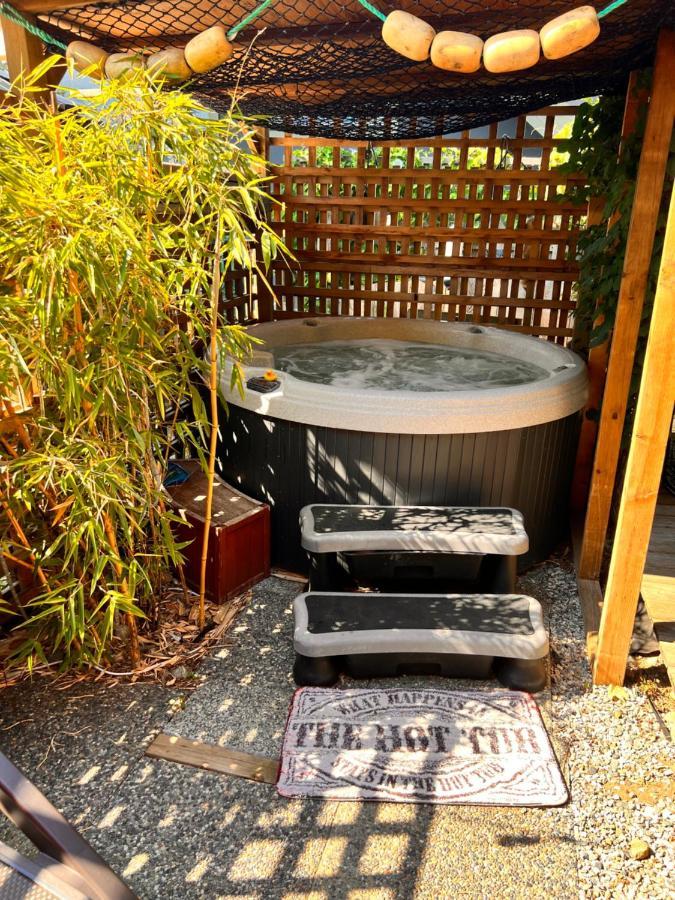 Seas The Day House 5 Star Hottub Pets Bbq Fire Premier Location Hotel Gibsons Esterno foto